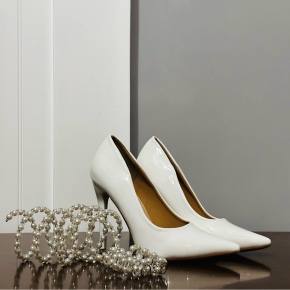 SHEIN White Stiletto Heels with Rhinestone Straps - Picture 5 of 6